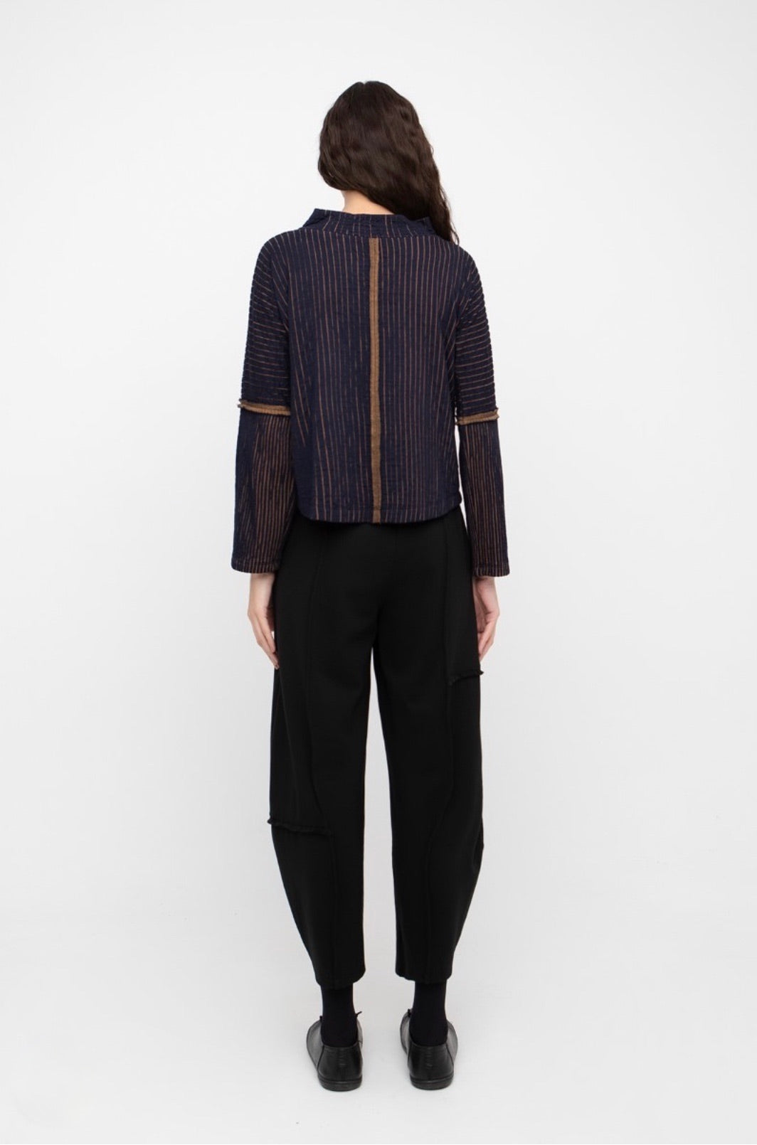 Ozai N Ku - Funnel Neck Top