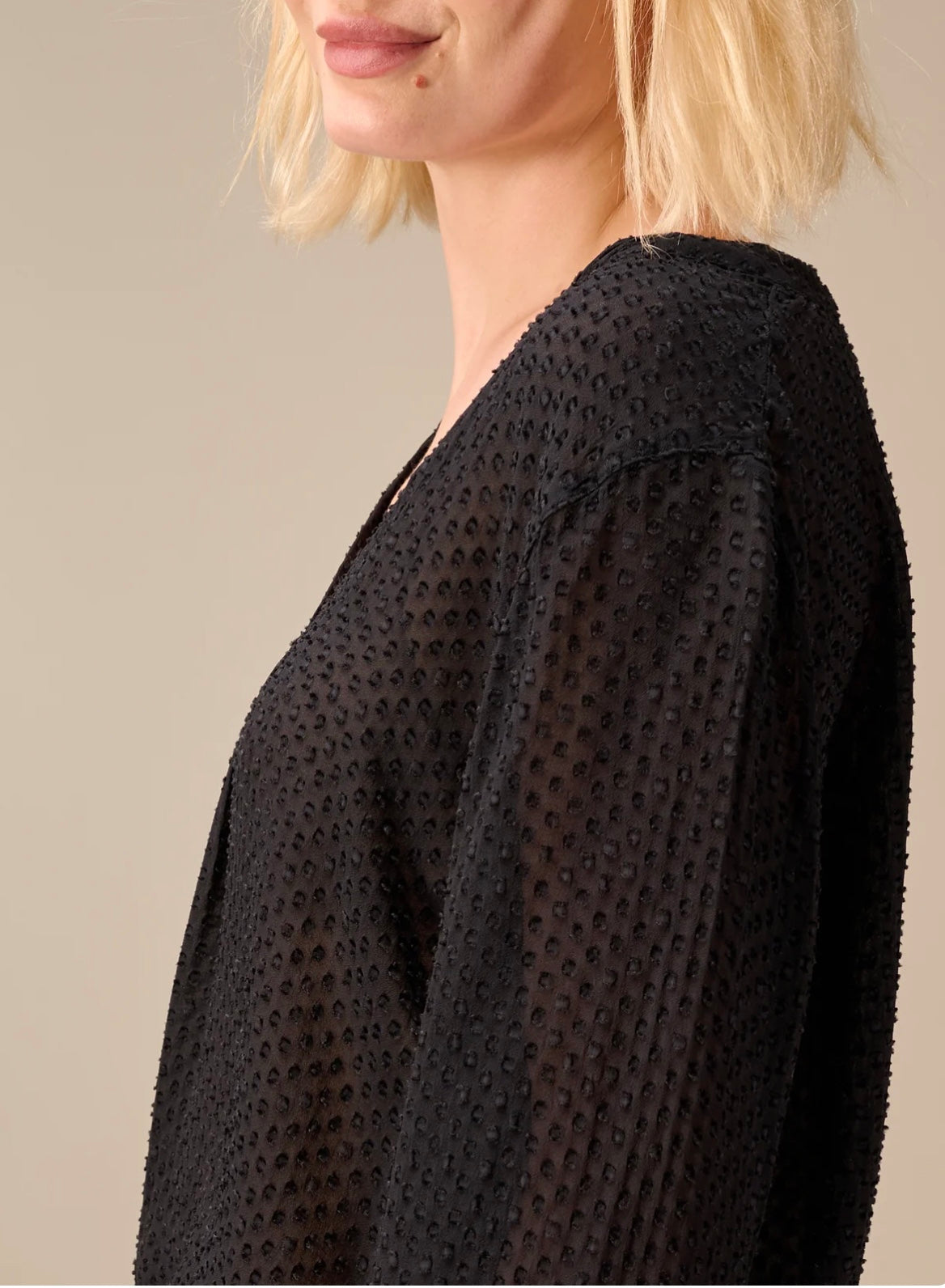 Nile - Jacquard Chiffon blouse