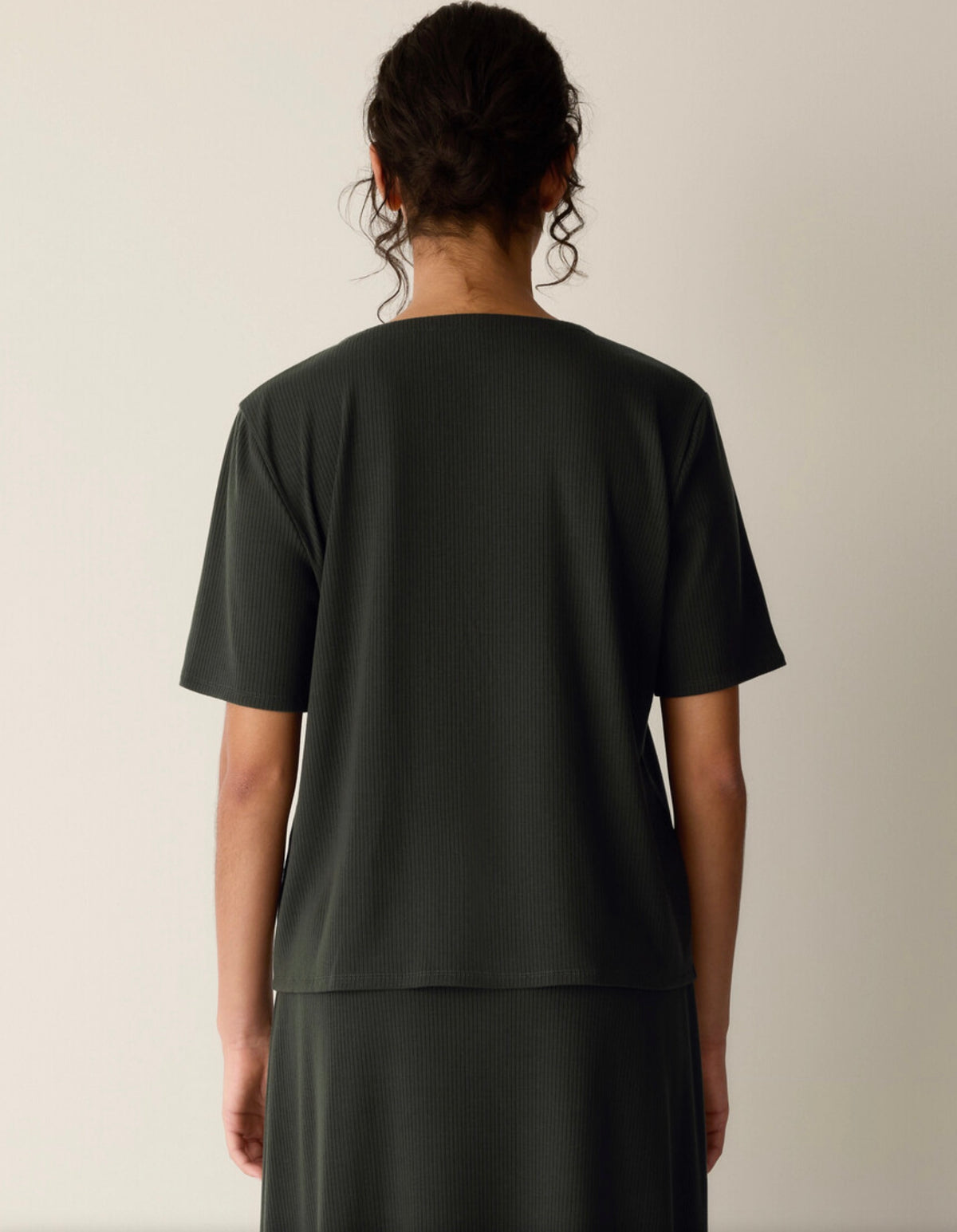 Eileen Fisher - Ribbed V Neck Top