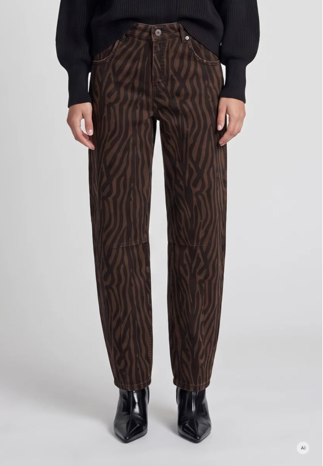 Marc Aurel - Barrel jeans with tiger print