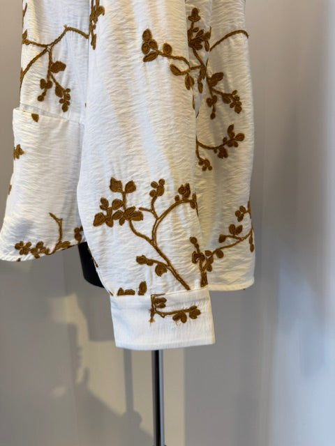 Masai - Mainanne embroidered shirt