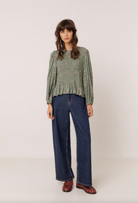 Indi & Cold - Floral Print Smocked Blouse