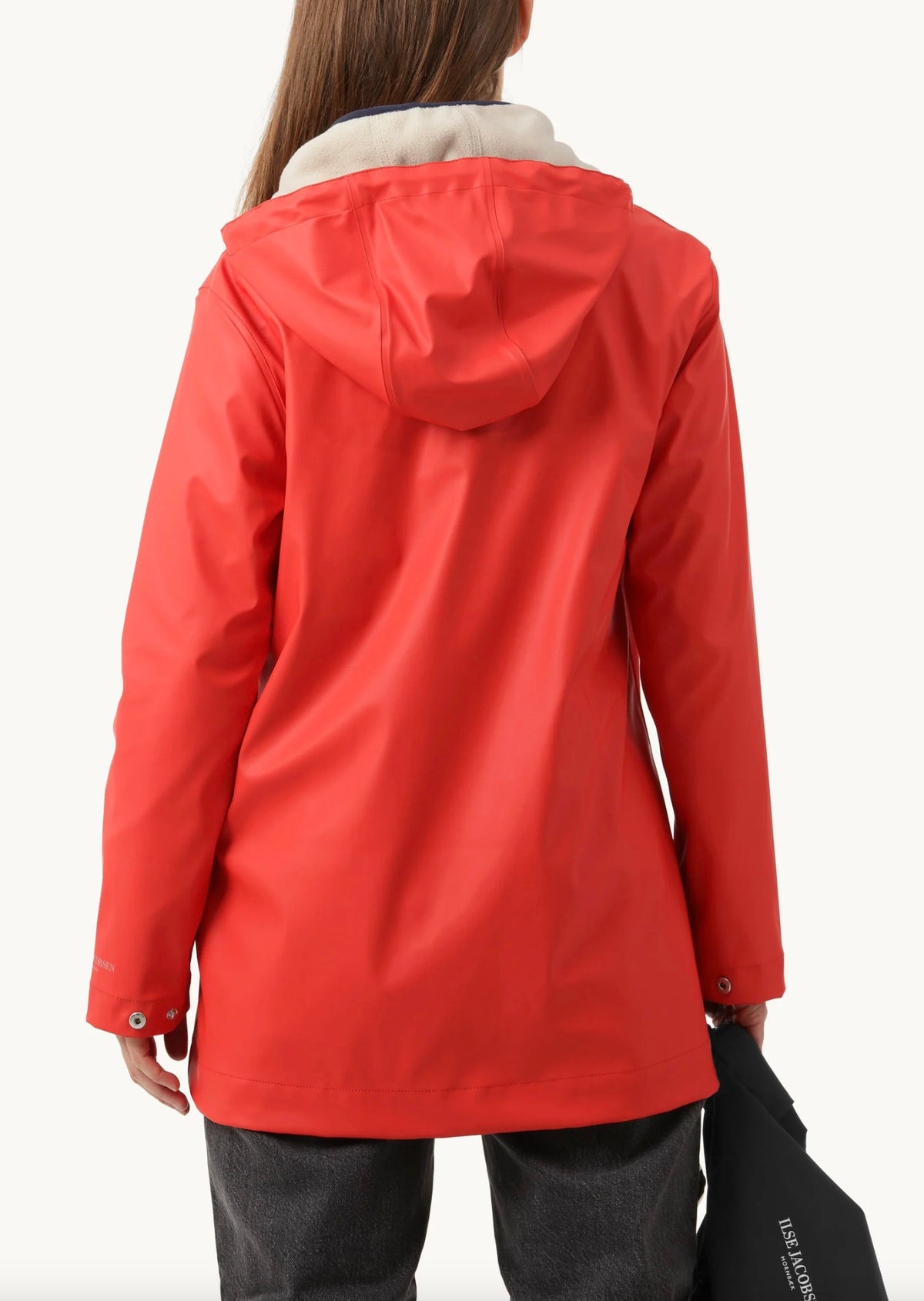Ilse Jacobsen- Short Rain Jacket in Fire